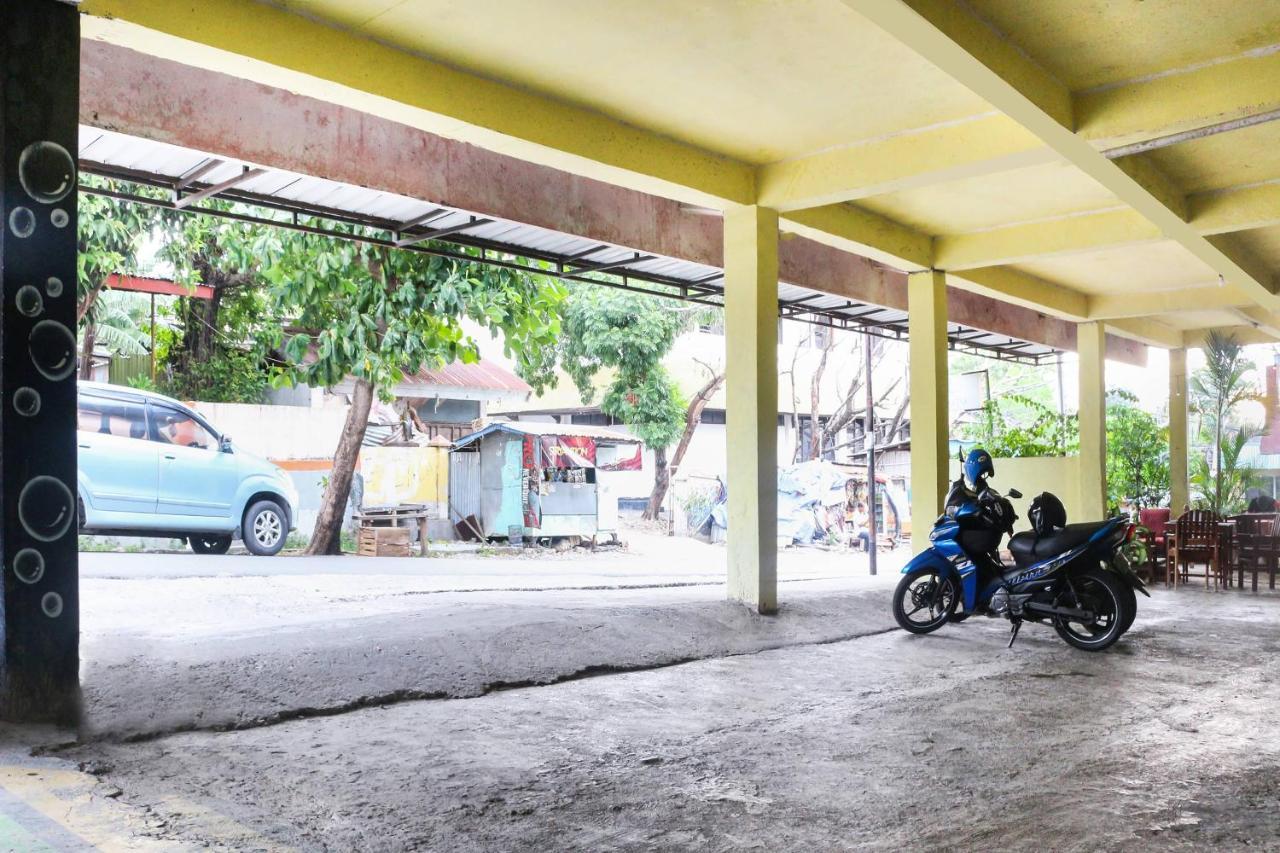 Spot On 91212 Hotel Kelimutu Kupang  Exterior photo
